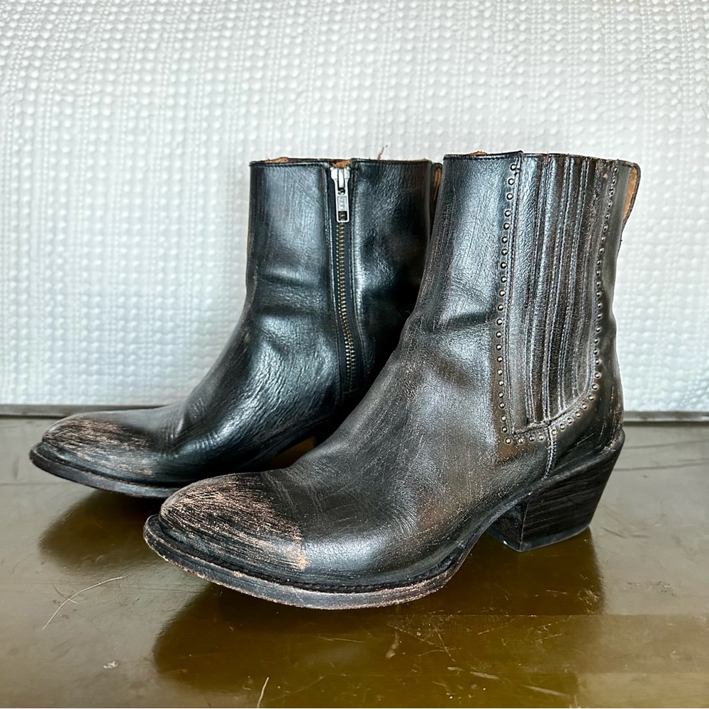 🤠 Lucchese Cowboy Ankle Boots 🤠